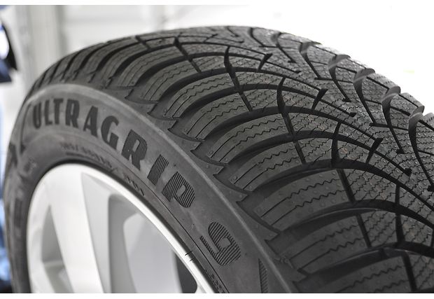 Goodyear UltraGrip 9 Goodyear UltraGrip 9