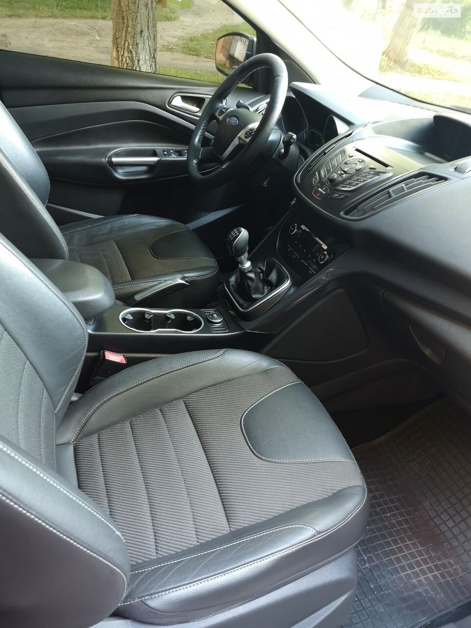 Ford Kuga 'Паркєтнік'