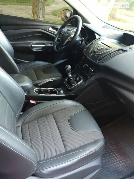 Ford Kuga 'Паркєтнік'