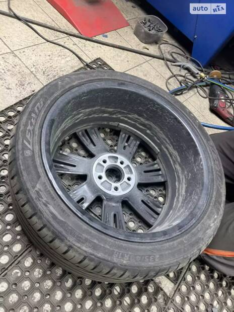 Колеса на Vovlo S60 – це треш просто, як так можна? Бариги норм?