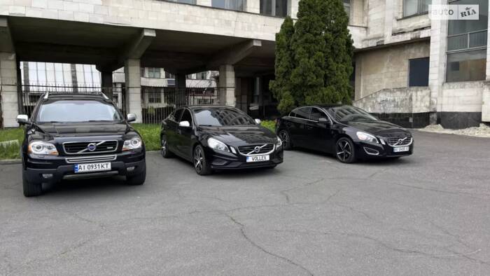 Зустріч VFU та чохол на ключ із символікою Volvo Family Ukraine