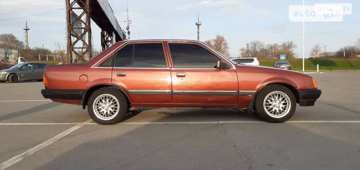 Opel Rekord 1983