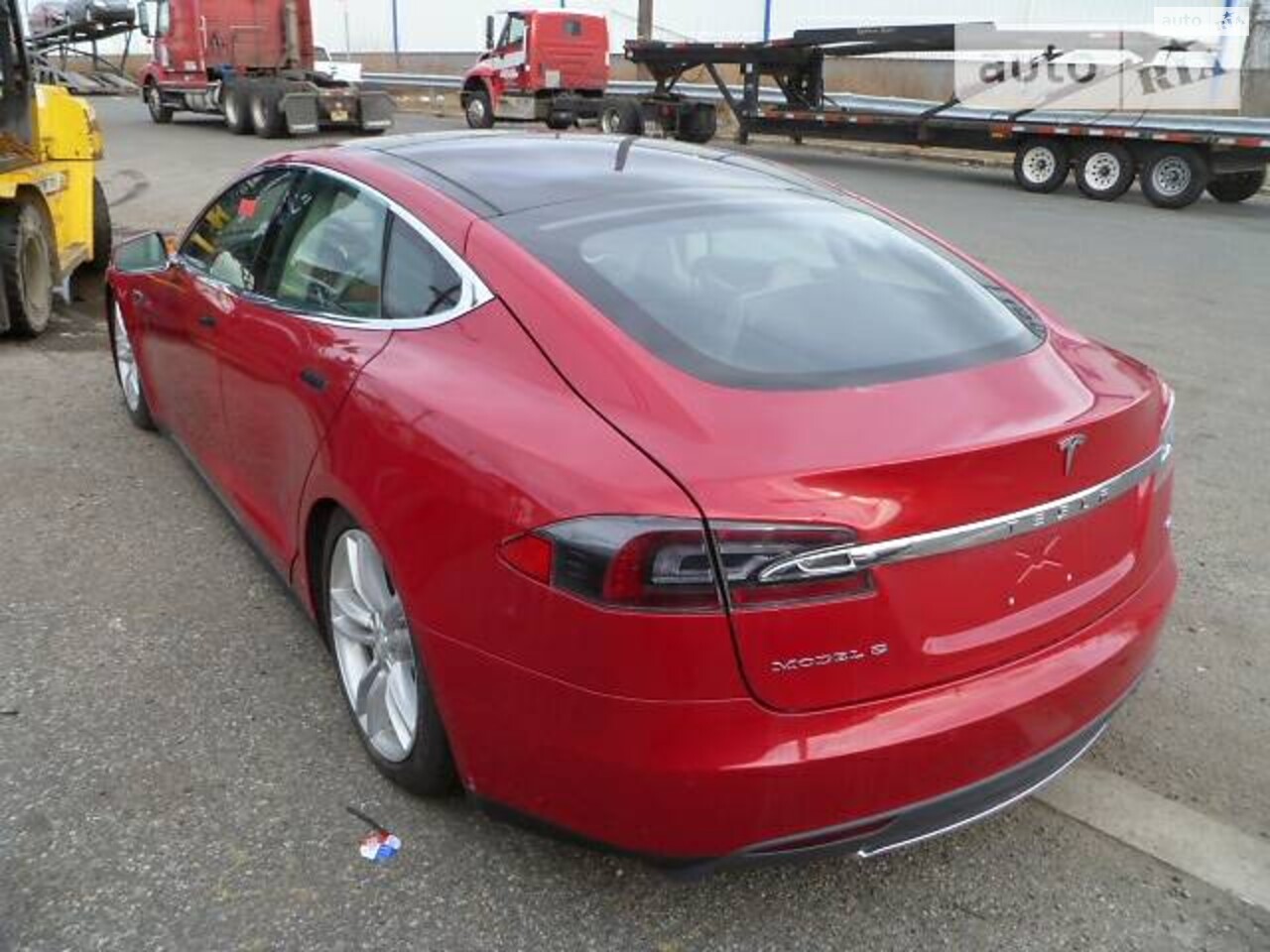 Tesla Model S 2014