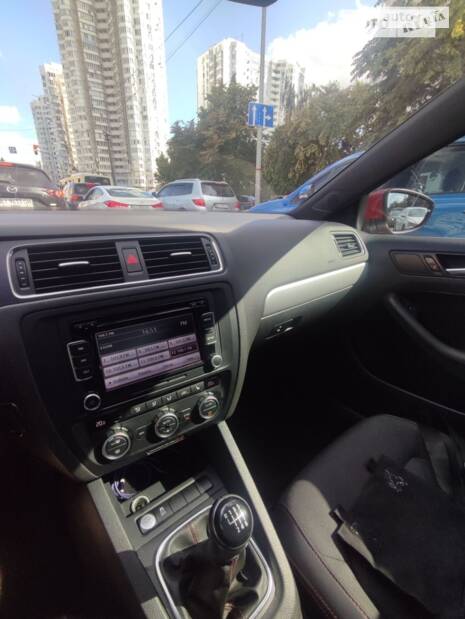 Volkswagen Jetta 2012