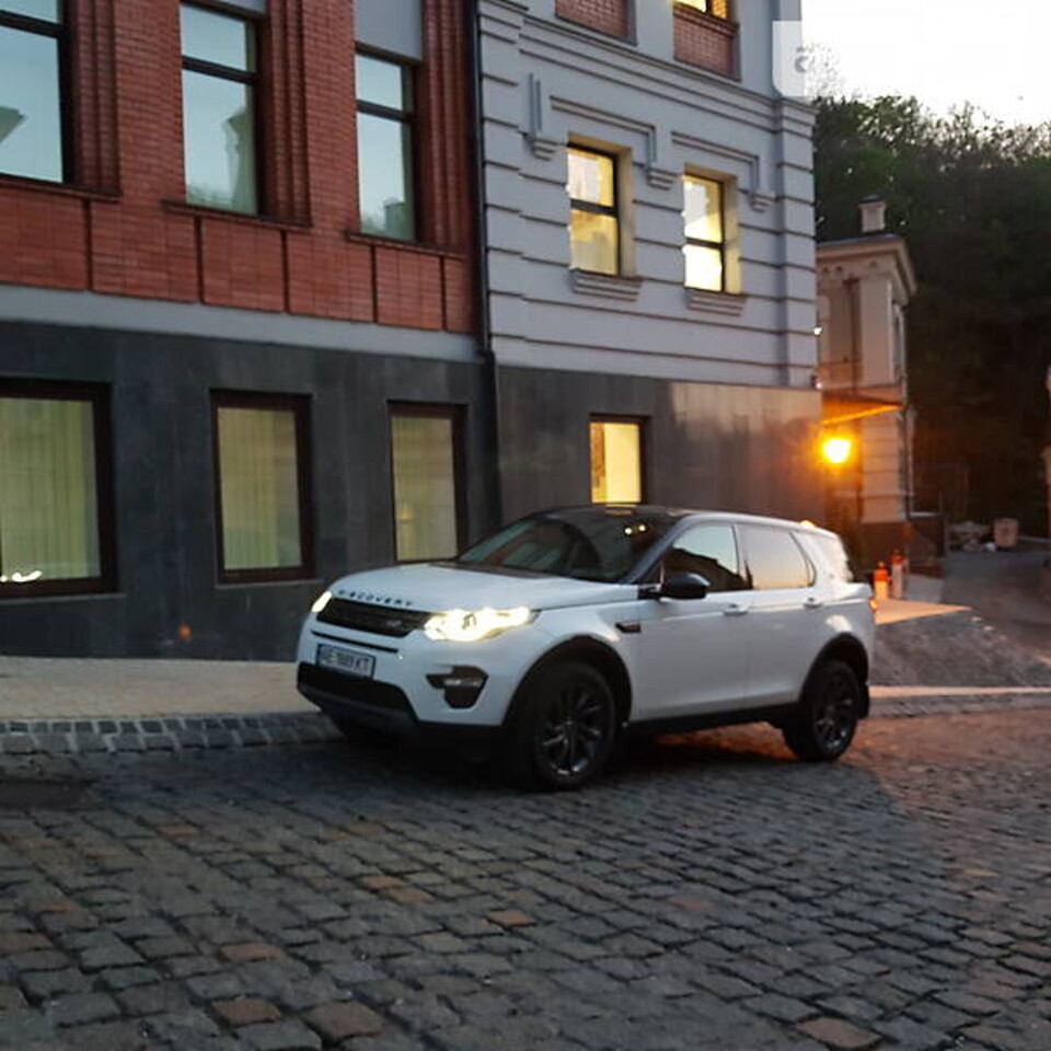 Land Rover Discovery Sport 2015