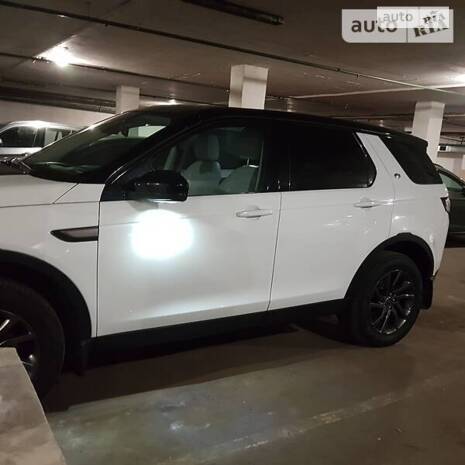 Land Rover Discovery Sport 2015