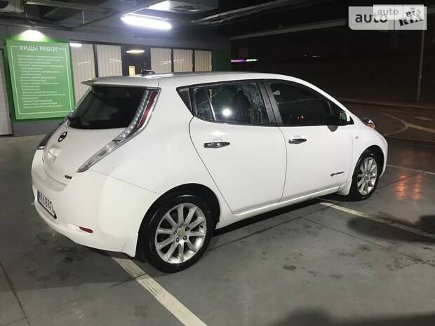 Nissan Leaf 2015