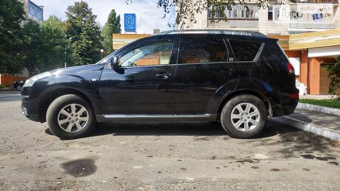 Citroen C-Crosser 2010