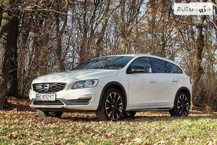 Volvo V60 2016