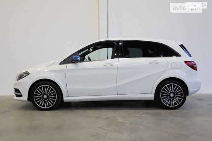 Mercedes-Benz B-Class 2015