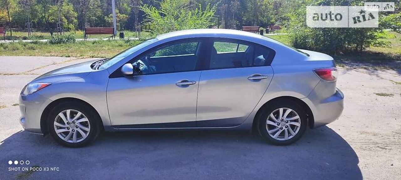 Mazda 3 2012