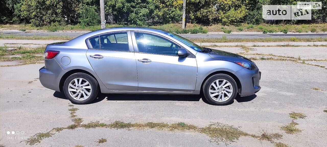 Mazda 3 2012