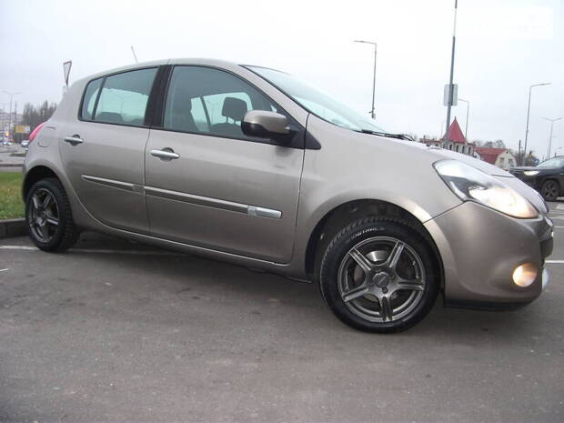 Renault Clio 2010