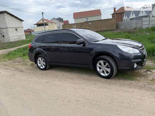Subaru Outback 2013
