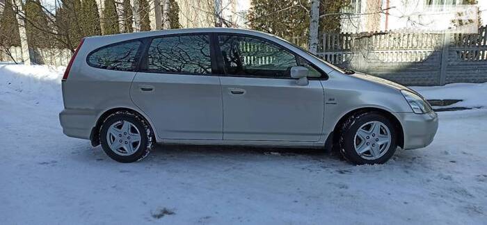 Honda Stream 2003