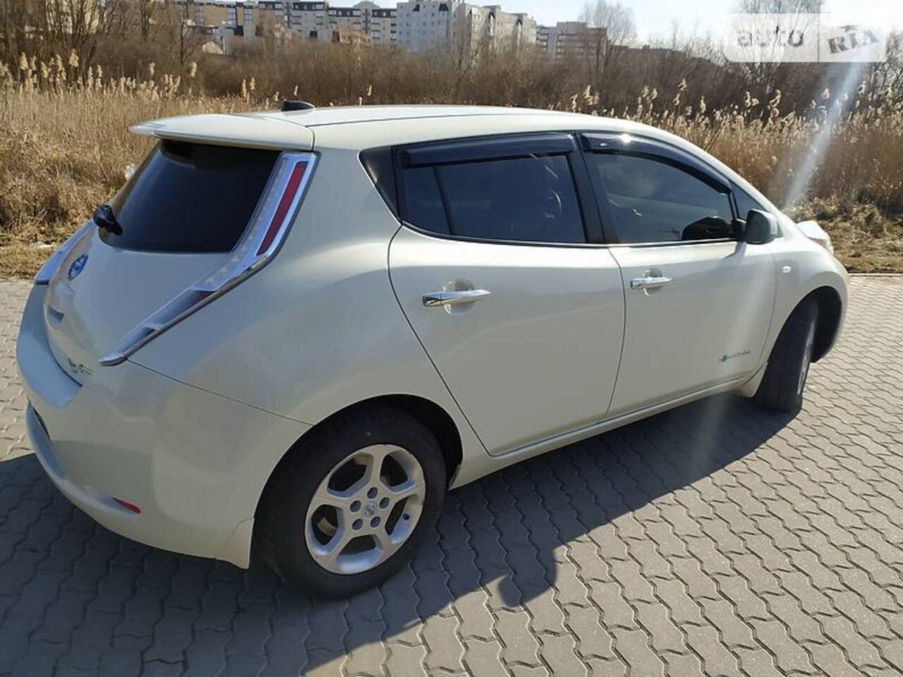 Nissan Leaf 2012