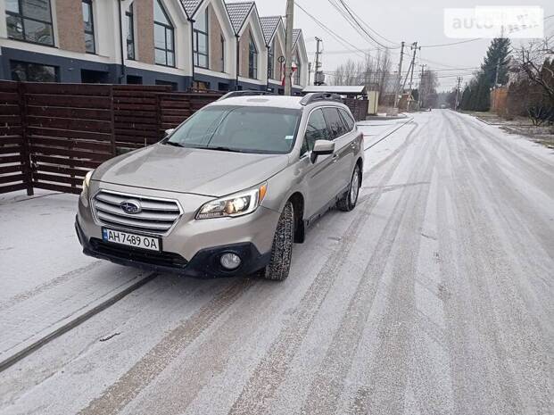 Subaru Outback 2015