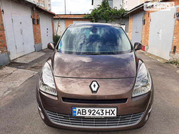 Renault Grand Scenic 2010