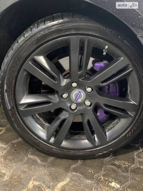 Знайомство із Volvo та процес придбання свого першого лосяша