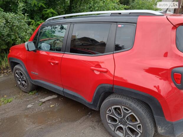 Jeep Renegade 'pomidor'