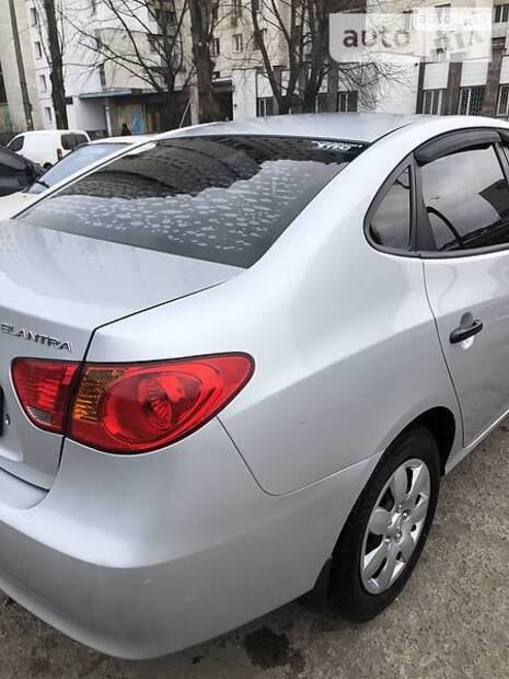 Hyundai Elantra 2010