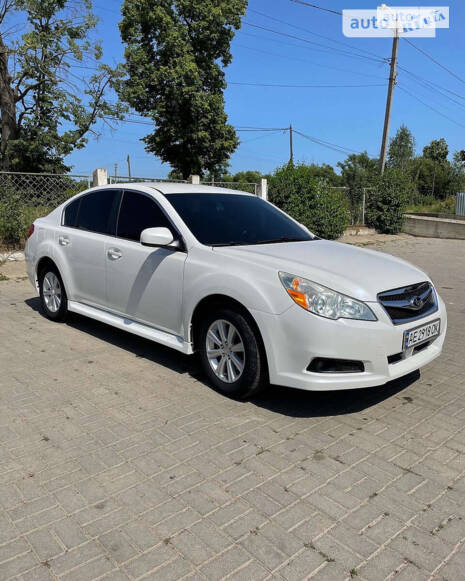 Subaru Legacy 2010
