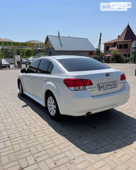 Subaru Legacy 2010