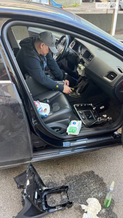 Перше ТО та повноцінний день відвертостей із Volvo