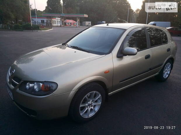 Nissan Almera 2003