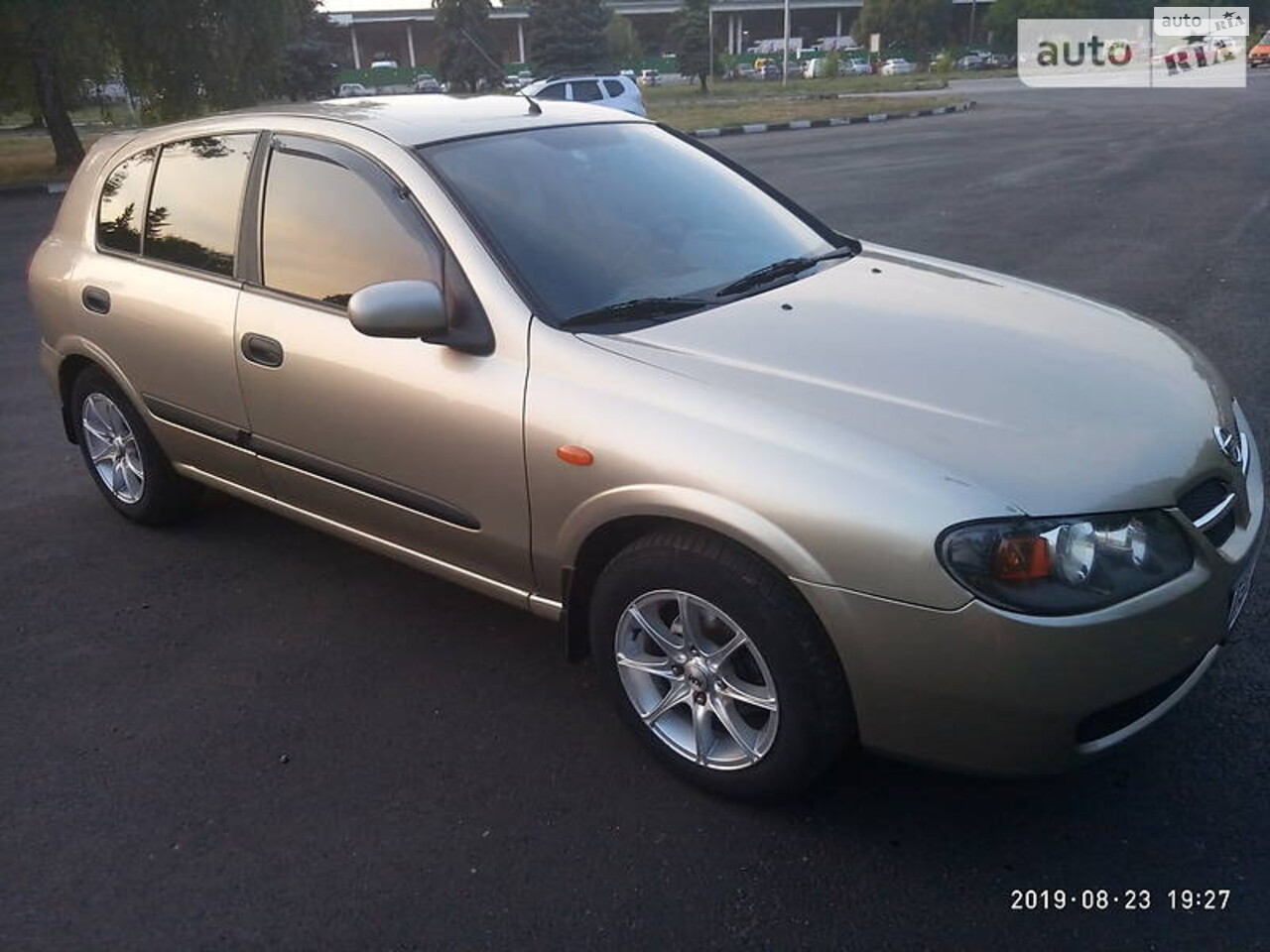 Nissan Almera 2003