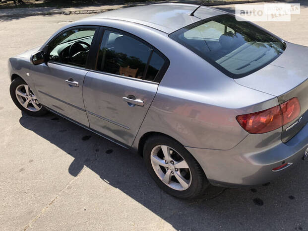 Mazda 3 2004