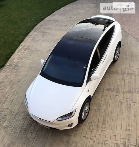 Tesla Model X 2016