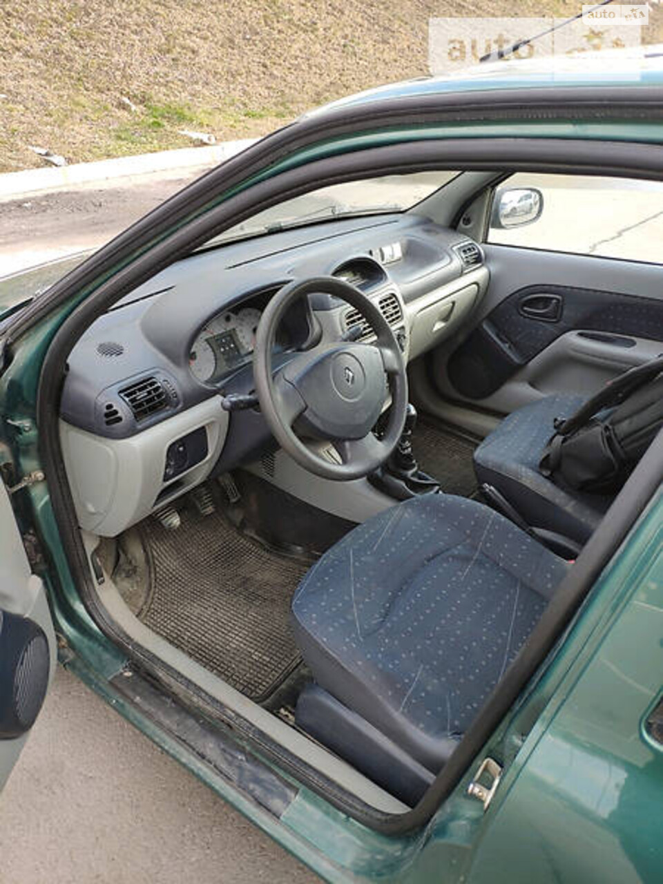 Renault Clio 2003