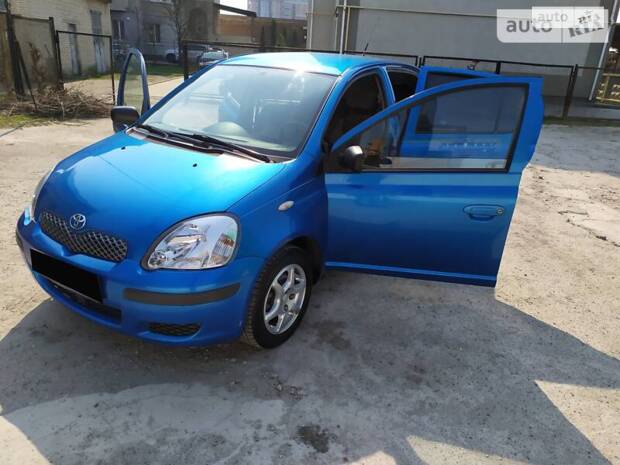 Toyota Yaris 2003