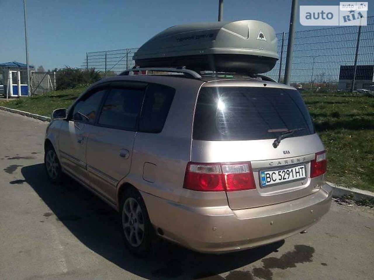 Kia Carens 2004