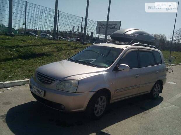 Kia Carens 2004