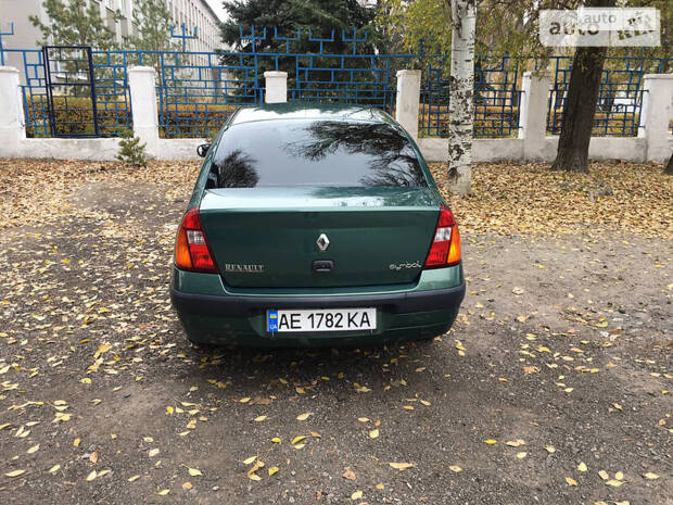 Renault Clio Symbol 2003