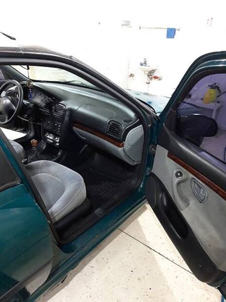 Peugeot 406 1996