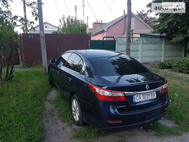 Renault Latitude 2011