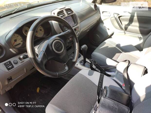 Toyota RAV4 2003