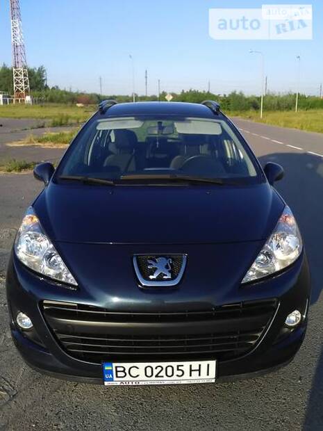 Peugeot 207 2012