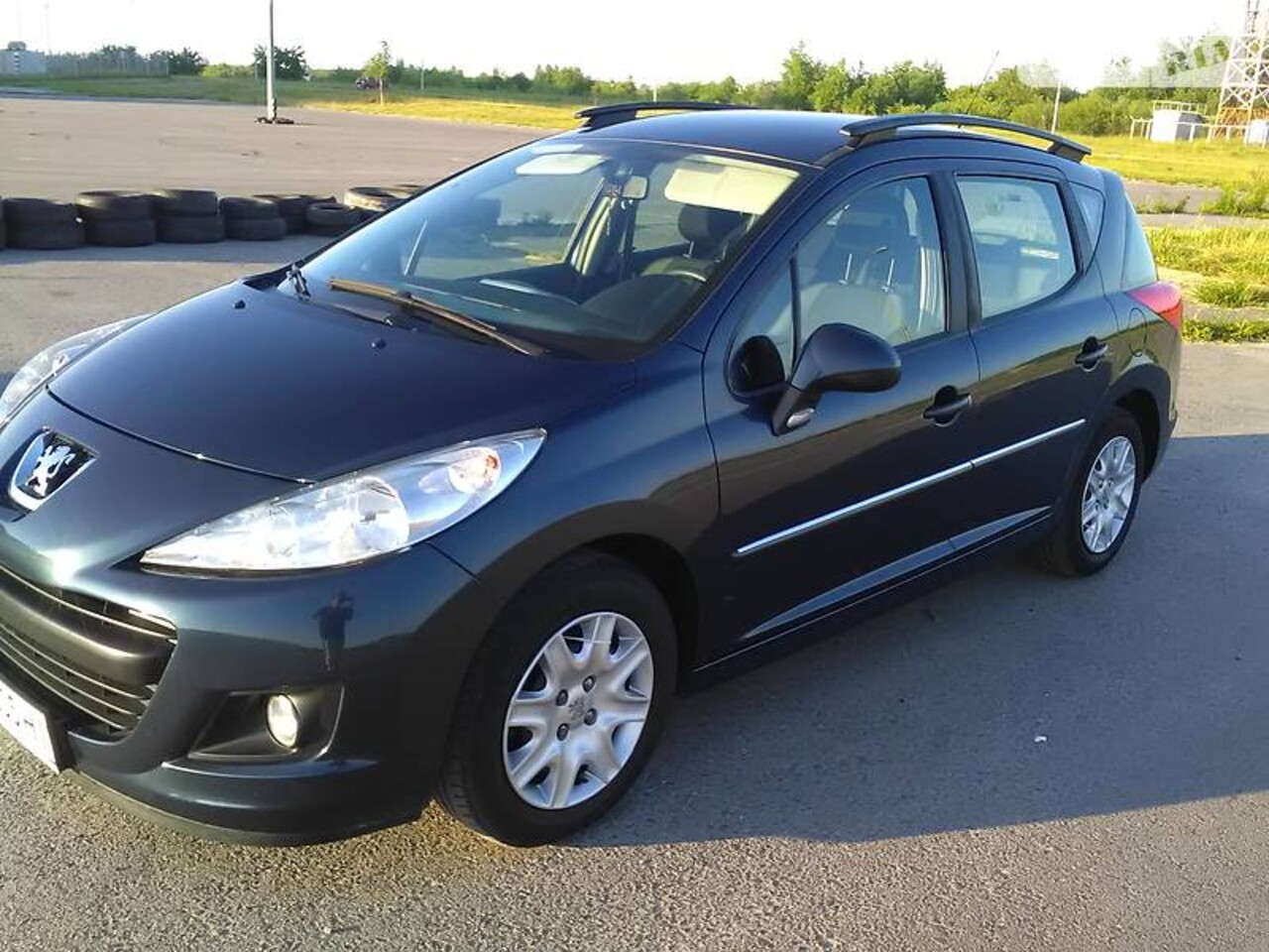 Peugeot 207 2012