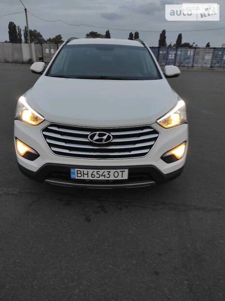 Hyundai Grand Santa Fe 2014