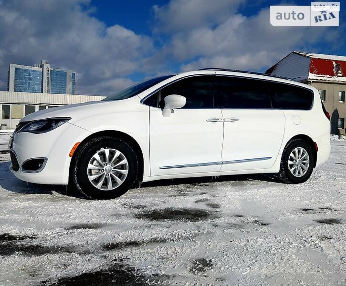 Chrysler Pacifica 2018