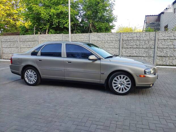 Volvo S80 2002