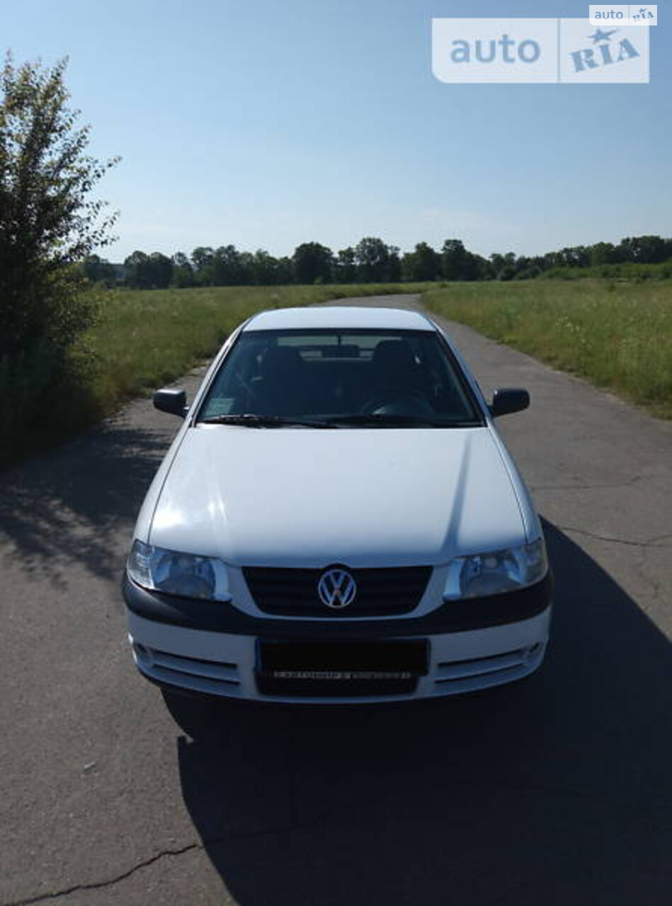 Volkswagen Pointer 2004