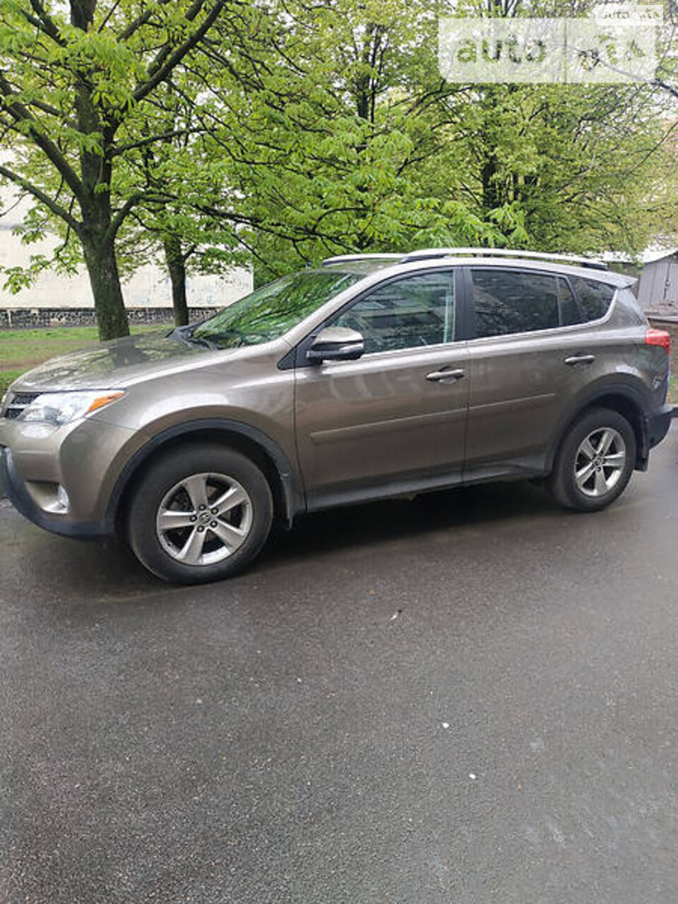 Toyota RAV4 2015