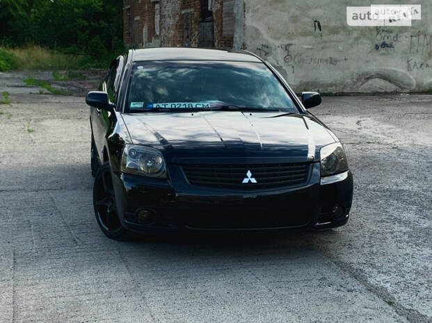 Mitsubishi Galant 2009