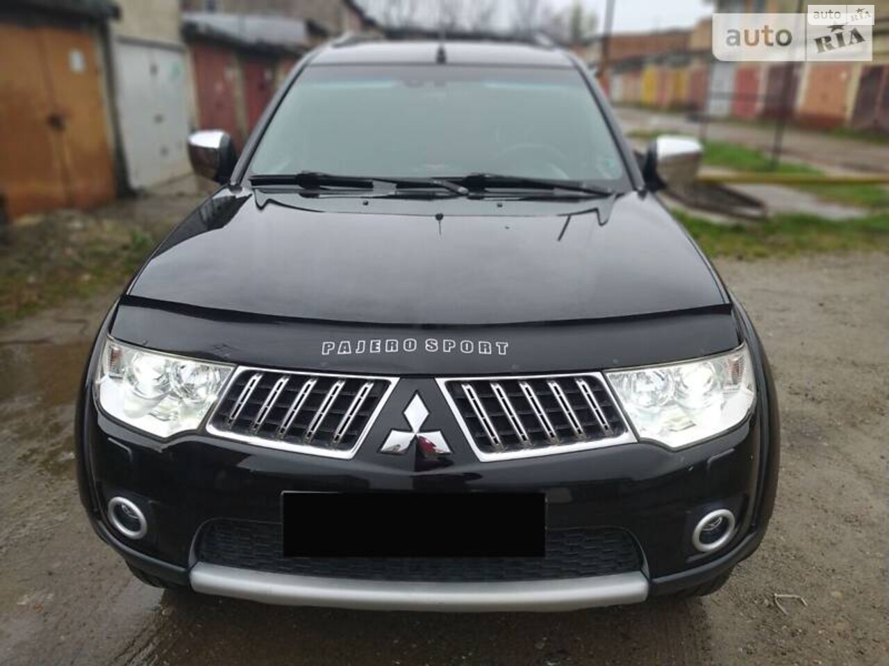 Mitsubishi Pajero Sport 2011