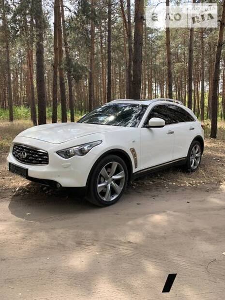 Infiniti FX 37 2011